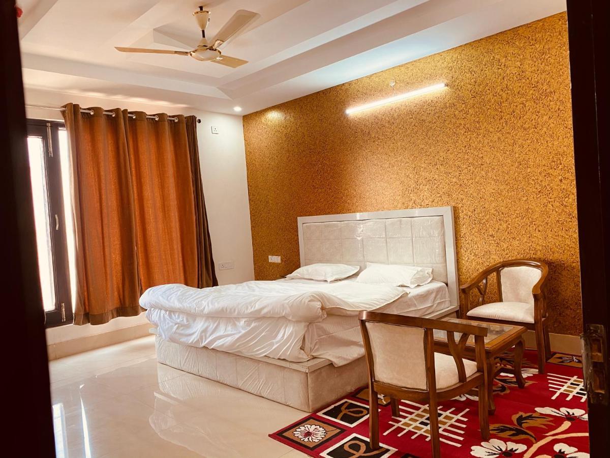 S.R Plaza Khurja Exterior photo